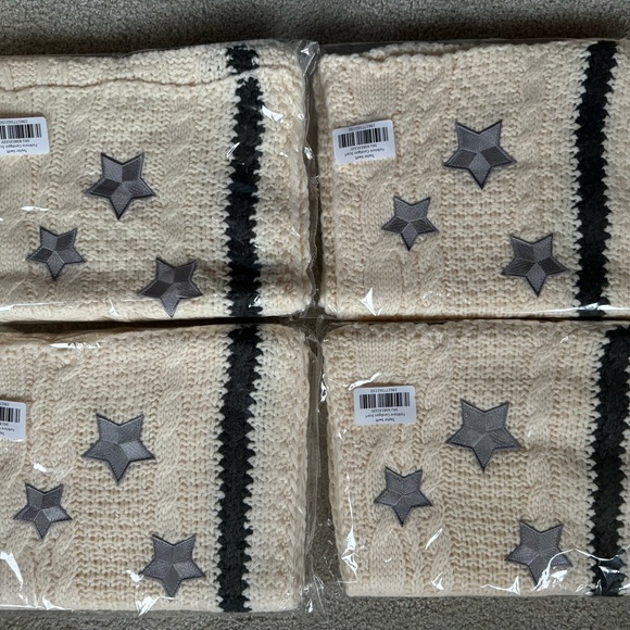 Authentic Taylor Swift Cardigan Scarf Official Limited Edition - Picture 3 of 3